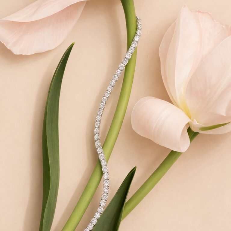 Un destello intenso y uniforme, aportando una presencia elegante tanto en ocasiones especiales como en el día a día.
📍C/Ruiz Zorrilla, 9 12001
Castellón de la Plana.
#spain
👜 www.carlosguinot.com
#JoyeríaCastellón #JoyeriaCarlosGuinot #castellón #jewerly