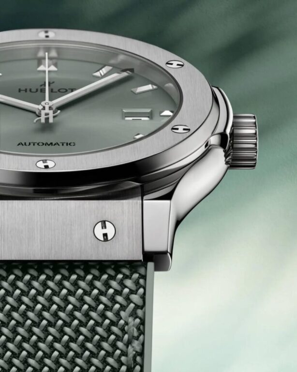 · NEW ARRIVAL ·

HUBLOT CLASSIC FUSION CHRONOGRAPH TITANIUM SAGE GREEN 45MM