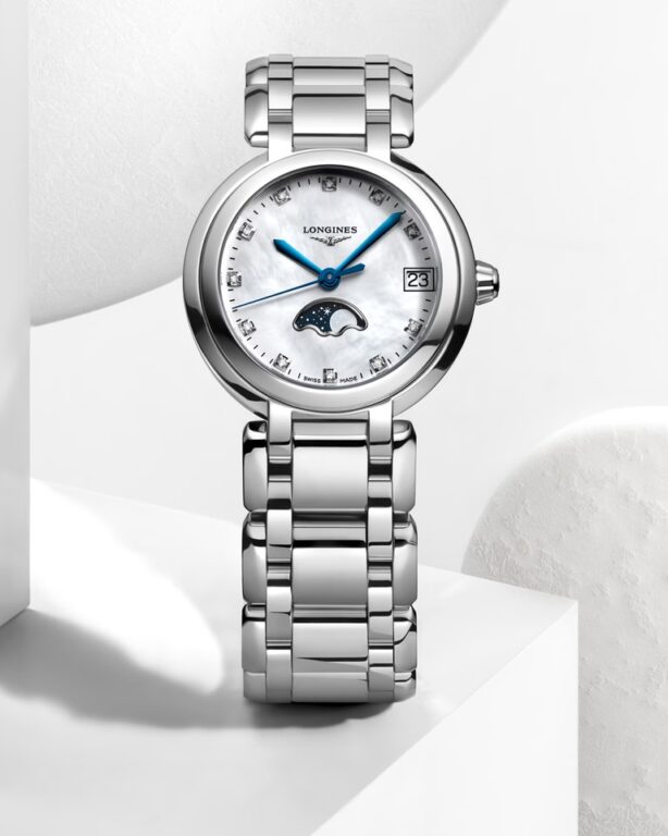 En el mes de la madre, regálale algo que mida más que el tiempo… 💖 Ven a descubrirlo en Joyería Carlos Guinot.