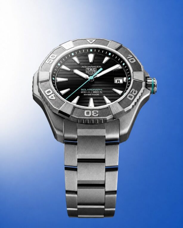 Resistencia sin esfuerzo.
⁣
Una fuente de energía prácticamente ilimitada: la nueva colección TAG Heuer Aquaracer Professional Solargraph aprovecha la luz como fuente de energía, necesitando solo entre 10 y 14 horas de exposición para alcanzar su máxima autonomía. Una vez completamente cargado, ofrece hasta 8-10 meses de funcionamiento continuo, asegurando la resistencia que necesitas para cada aventura.⁣
⁣
#TAGHeuer #TAGHeuerAquaracer