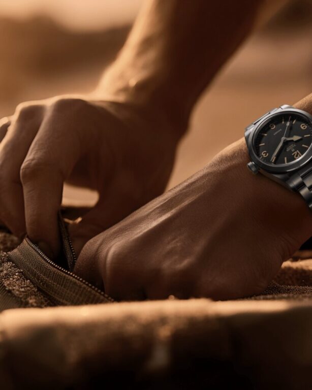 Elegancia funcional y precisión certificada. El «Ranger» combina una caja de acero satinado de 36 mm, brazalete de acero y movimiento Certificado COSC para quienes viven sin límites. #TudorWatch #BornToDare #Ranger