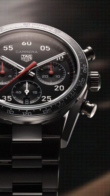 Una historia marcada por la velocidad, la precisión y la elegancia.

Desde 1963, el TAG Heuer Carrera representa la conexión entre la alta relojería suiza y el mundo del automovilismo. Un icono nacido de las carreras que combina diseño atemporal, innovación y espíritu deportivo.

Más de seis décadas después, el TAG Heuer Carrera continúa escribiendo su historia.

Descubre la colección en Joyería Carlos Guinot.

#TAGHeuer #TAGHeuerCarrera #Carrera #RelojesTAGHeuer #RelojesSuizos #RelojesDeLujo #RelojeríaSuiza #JoyeriaCarlosGuinot #JoyeriasCastellon