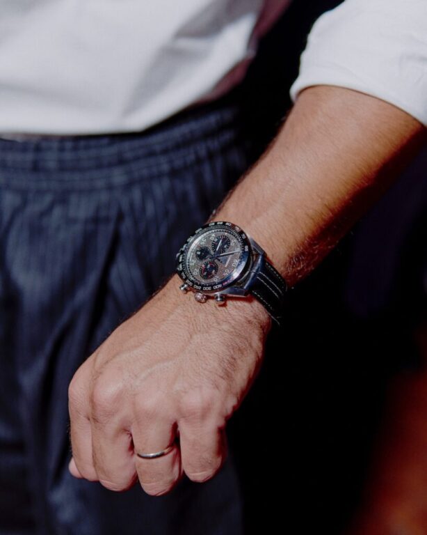 WRIST CHECK: EDICIÓN MADRID.
Visto durante el fin de semana de carreras: algunos de los relojes más icónicos de TAG Heuer en las muñecas de invitados especiales.
Desde el paddock hasta el pit lane, y después de la noche por Madrid. La energía española se encuentra con la precisión suiza en las muñecas de los apasionados del mundo del motor.
#TAGHeuer #Formula1 #SpanishGP