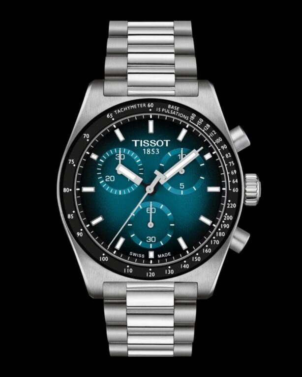 Un azul que cambia con la luz. 💙

La esfera degradada da una nueva personalidad al Tissot PR516 Chronograph Quartz de 40 mm. Su taquímetro, el movimiento de cuarzo G10.212 y el brazalete de acero con cambio rápido completan un reloj de inspiración deportiva.

Ven a descubrirlo en Joyería Carlos Guinot.

#Tissot #TissotPR516 #JoyeriaCarlosGuinot #Castellon
