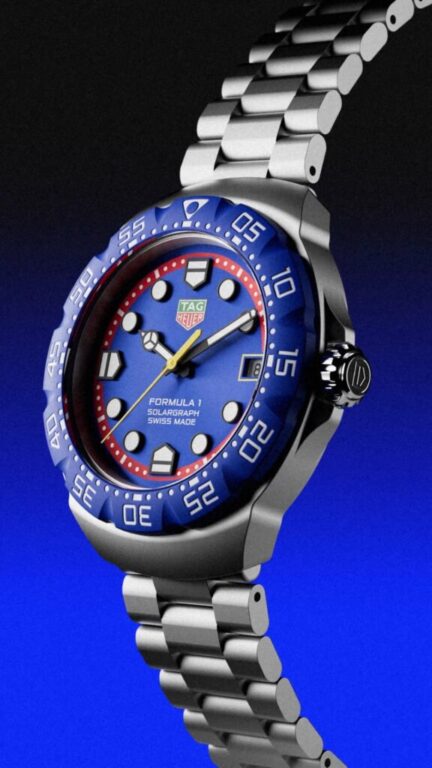 Diez años de alianza. Una misma pasión por la velocidad.

El nuevo TAG Heuer Formula 1 Solargraph x Oracle Red Bull Racing celebra una década de colaboración con una esfera azul intenso, detalles en rojo y la precisión de su movimiento alimentado por luz.

El espíritu de la competición, en tu muñeca.

**Próximamente en nuestra tienda y en la web.**

#TAGHeuer #TAGHeuerFormula1 #OracleRedBullRacing #JoyeriaCarlosGuinot