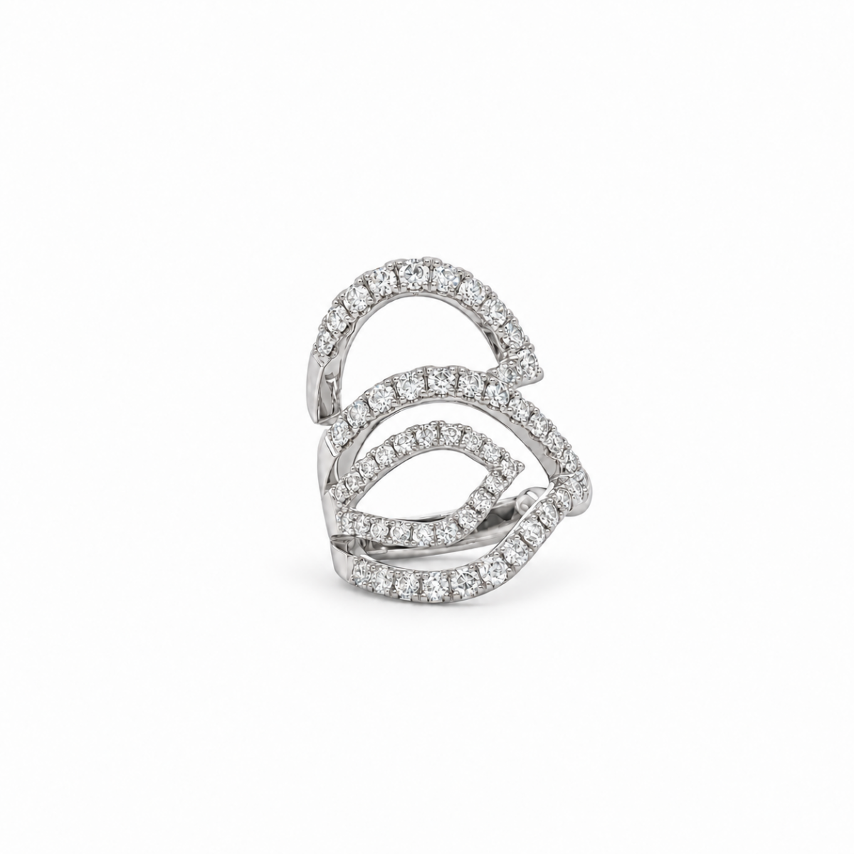 EARCUFF EN ORO BLANCO CON DIAMANTES