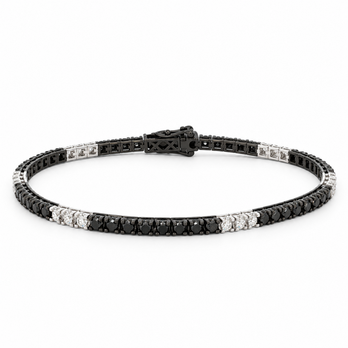 PULSERA DE ORO CON DIAMANTES BLANCOS Y NEGROS