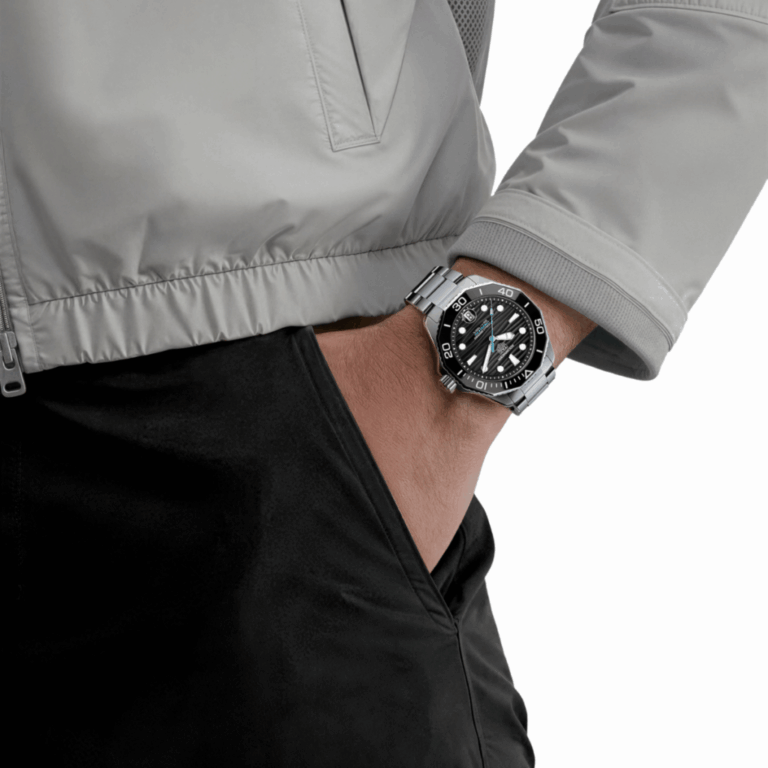 TAG HEUER AQUARACER PROFESSIONAL 300 DATE 42MM - Imagen 2