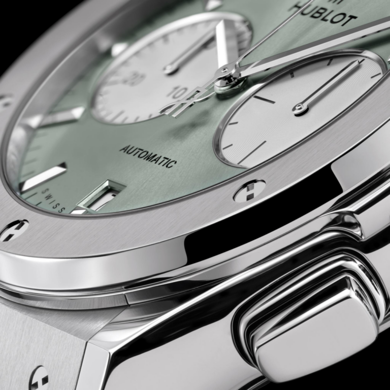 CLASSIC FUSION CHRONOGRAPH TITANIUM SAGE GREEN 45MM - Imagen 3