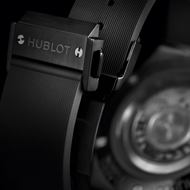 CLASSIC FUSION CRONOGRAPH BLACK MAGIC 45MM